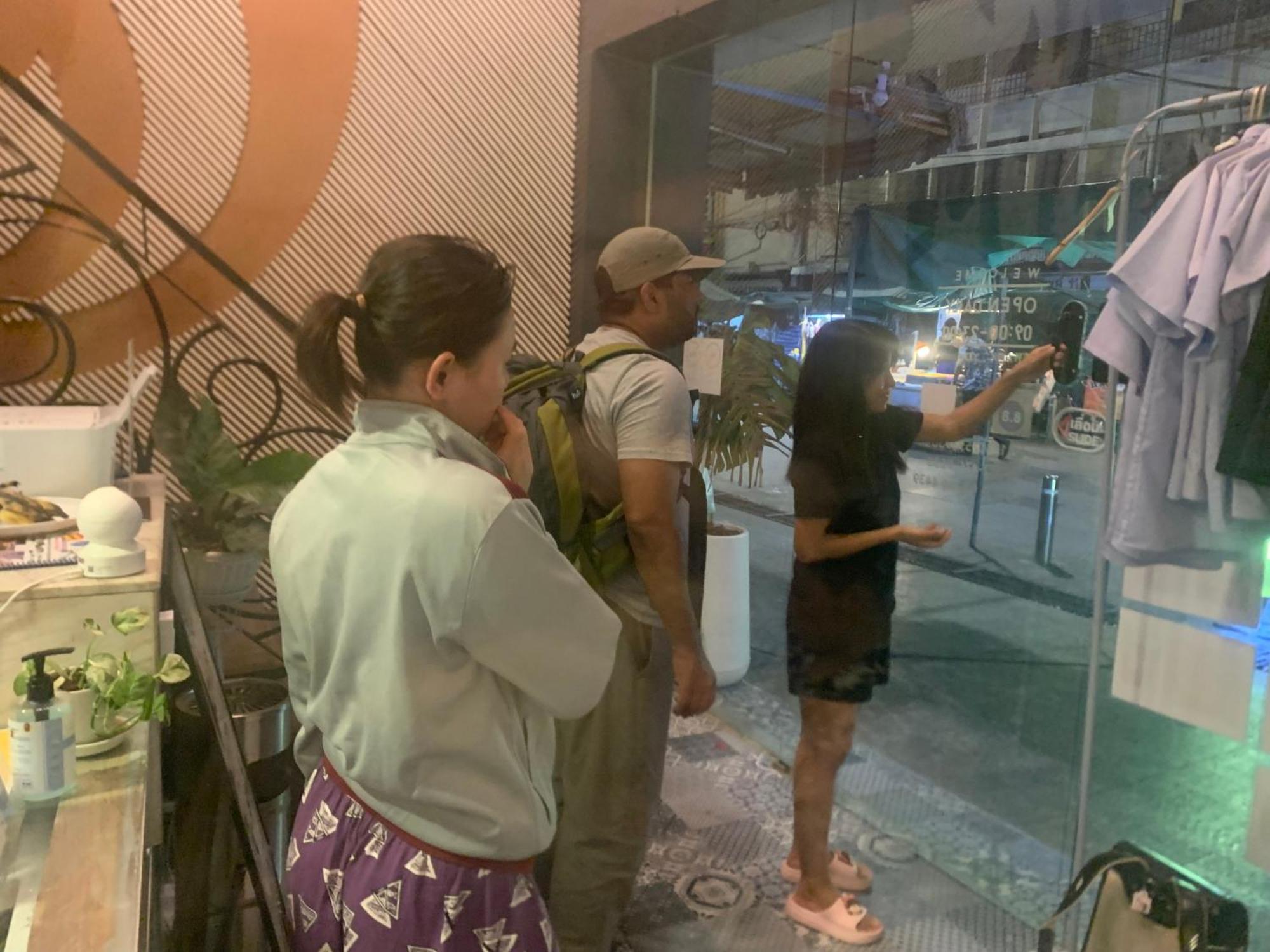Susu Khaosan Hostel 曼谷 外观 照片